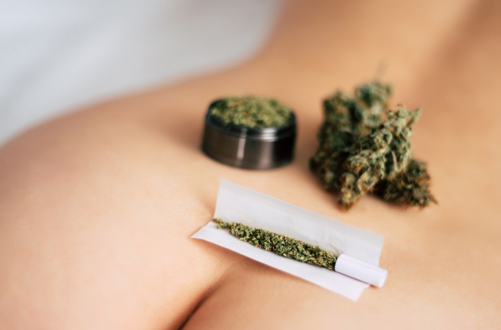 Sex and cannabis, the remarkable science behind this natural remedy.