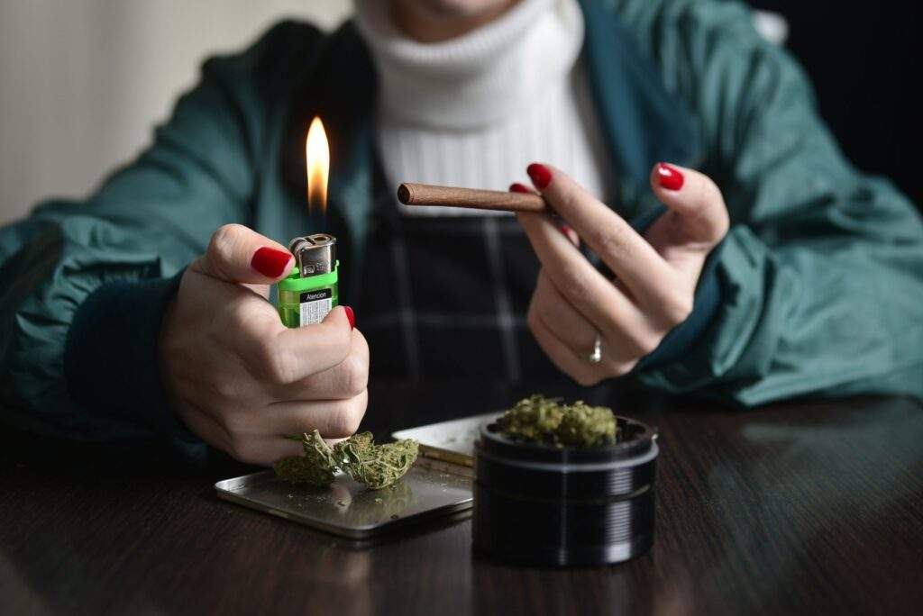 How to smoke medical marijuana
